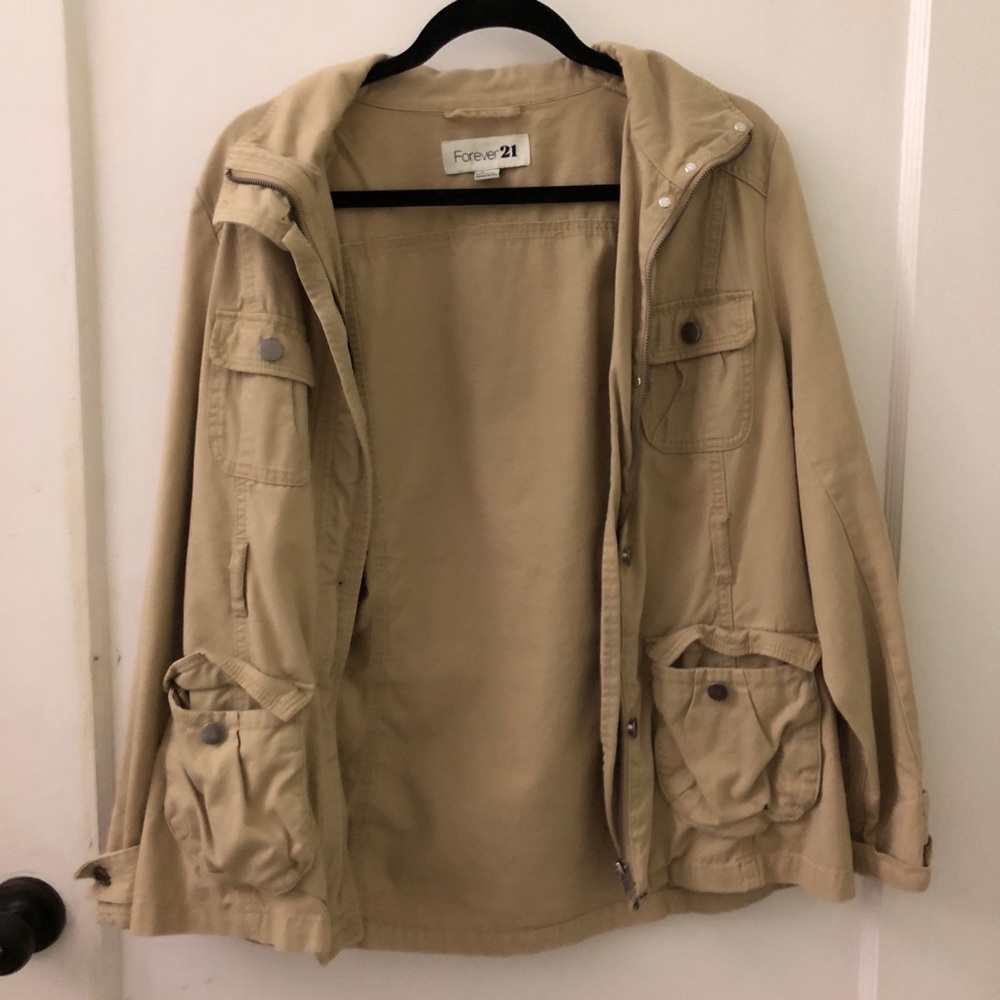 F21 Trench Coat // Size Large